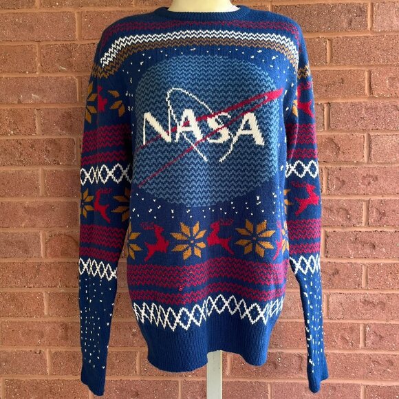 1(love) NASA Ugly Christmas Sweater-Captain! - Picture 1 of 11